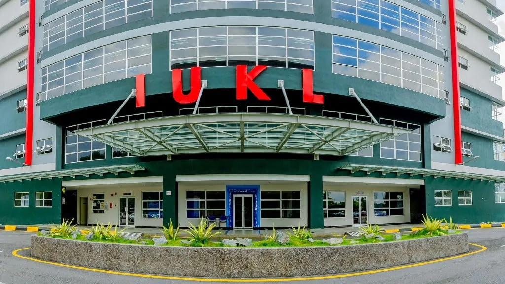 جامعة البنية التحتية كوالالمبور IUKL
